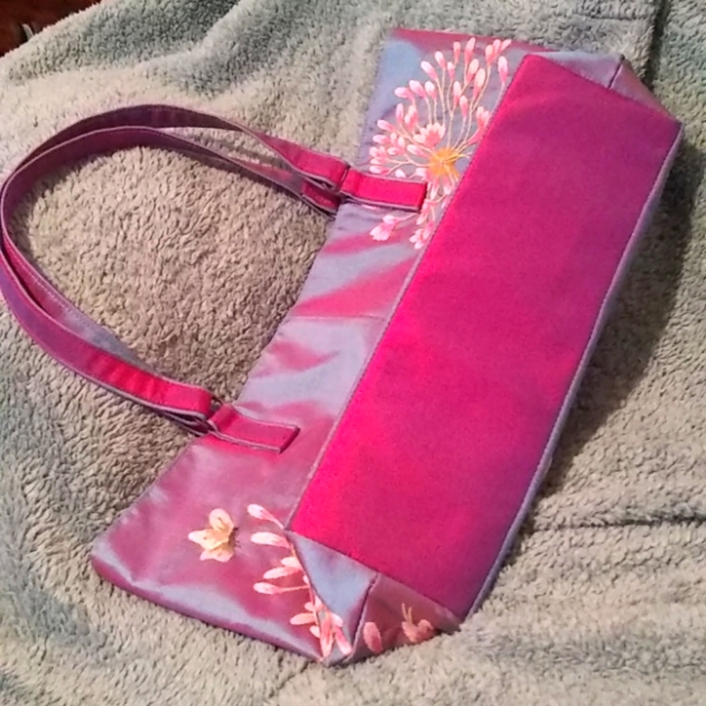DV Collection Bag 12" X 8" X 4" - Picture 6 of 6
